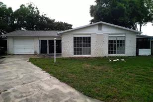 693 John Hancock Ln, Melbourne, FL 32904 - Photo 1