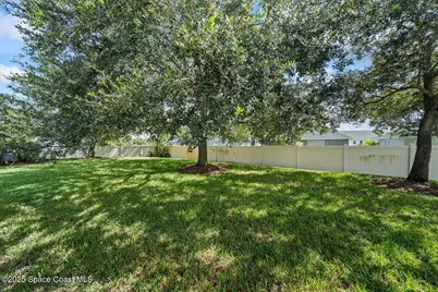 881 Indian Oaks Drive, Melbourne, FL 32901 - Photo 28
