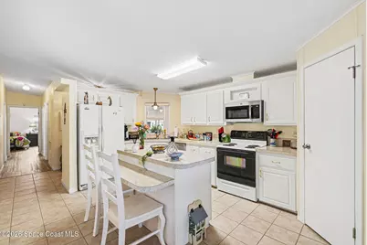 153 Scenic Drive, Cocoa, FL 32926 - Photo 10