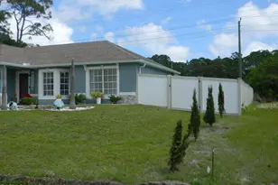 1619 Glencove Ave NW, Palm Bay, FL 32907 - Photo 2