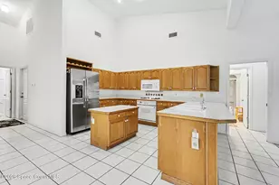 981 Victoria Pl, Melbourne, FL 32940 - Photo 8