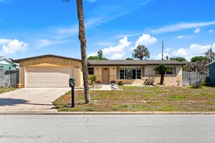 1230 Yacht Club Blvd, Indian Harbour Beach, FL 32937 - Photo 1