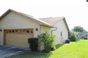 1620 Christa Ct, Saint Cloud, FL 34772 - Photo 1