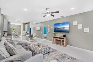 1061 Towhlen St SE, Palm Bay, FL 32909 - Photo 10