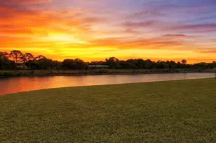 1303 Hubbard Ct SE, Palm Bay, FL 32909 - Photo 4