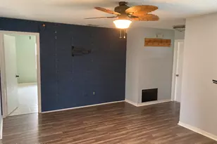 711 Walnut Dr, Melbourne, FL 32935 - Photo 2