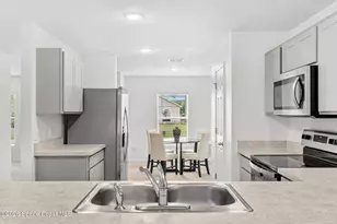 281 Sarah Rd SW, Palm Bay, FL 32908 - Photo 8