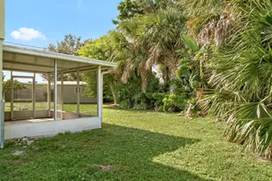 1078 Daytona Dr NE, Palm Bay, FL 32905 - Photo 38