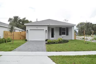406 Grove Ln, Melbourne, FL 32901 - Photo 2