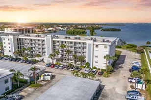 3165 N Atlantic Ave, Cocoa Beach, FL 32931 - Photo 1