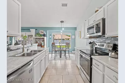 1670 Barnes Avenue NW, Palm Bay, FL 32907 - Photo 12