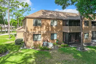 605 Saint Albans Ct W, West Melbourne, FL 32904 - Photo 22