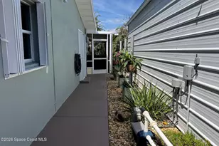 284 Thomas Barbour Dr, Melbourne, FL 32935 - Photo 40