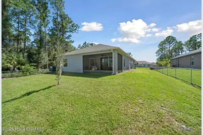 531 Breakwater Street SE, Palm Bay, FL 32909 - Photo 22