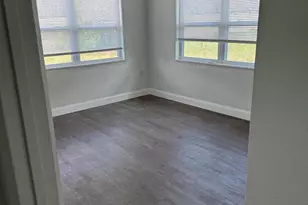 204 W Alma Dr, Melbourne, FL 32935 - Photo 12