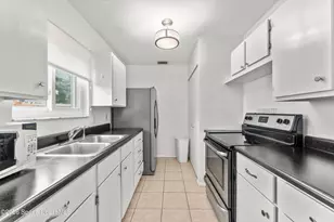 157 E Laila Dr, West Melbourne, FL 32904 - Photo 28