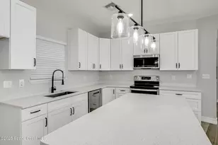 1364 Palmer Ct, Cocoa Beach, FL 32931 - Photo 18