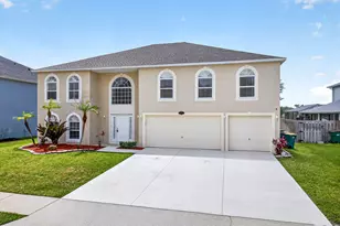 1292 Sorento Cir, Melbourne, FL 32904 - Photo 1