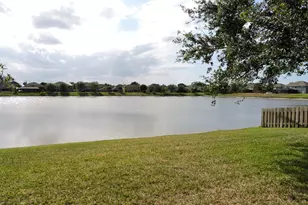 1292 Sorento Cir, Melbourne, FL 32904 - Photo 2