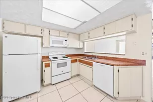 77 Emerald Ct, Satellite Beach, FL 32937 - Photo 6