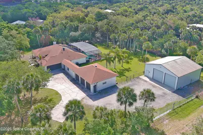 475 E Hall Road, Merritt Island, FL 32953 - Photo 2