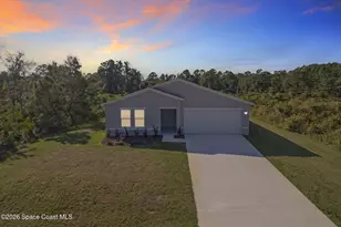 511 Scenic Road SW, Palm Bay, FL 32908 - Photo 8