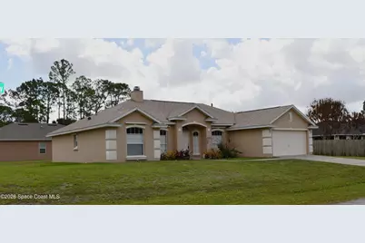 995 Black Coral Avenue NW, Palm Bay, FL 32907 - Photo 2