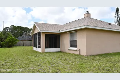 995 Black Coral Avenue NW, Palm Bay, FL 32907 - Photo 4