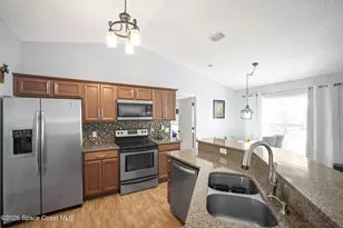 599 Fiji Ct NW, Palm Bay, FL 32907 - Photo 10