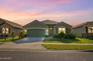 4687 Magenta Isles Dr, Melbourne, FL 32904 - Photo 2