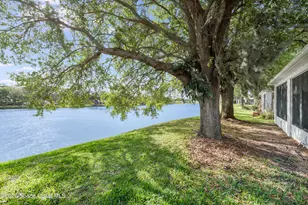 1563 Vista Lake Cir, Melbourne, FL 32904 - Photo 4