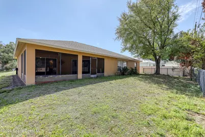 1142 NE Lincoln Street NE, Palm Bay, FL 32905 - Photo 36