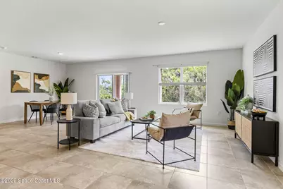 335 Calcutta Avenue NW, Melbourne, FL 32907 - Photo 4