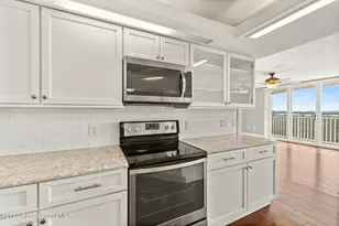 801 Del Rio Way, Merritt Island, FL 32953 - Photo 8