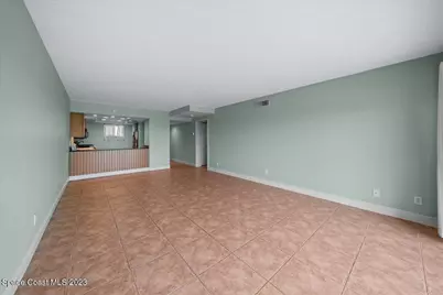 1321 S Miramar Avenue #2, Indialantic, FL 32903 - Photo 10