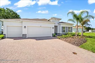 2563 Landing Dr, Titusville, FL 32796 - Photo 2