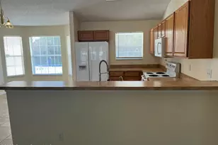 911 Le Baron St SW, Palm Bay, FL 32908 - Photo 10