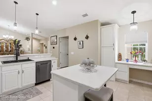 700 Trotter Ln, Melbourne, FL 32940 - Photo 10