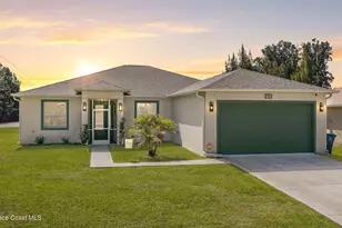 790 Haryestor Ave SW, Palm Bay, FL 32908 - Photo 1