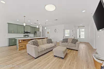 790 Haryestor Avenue SW, Palm Bay, FL 32908 - Photo 18