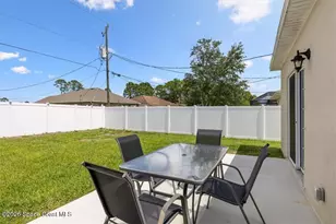 219 Heritage St SW, Palm Bay, FL 32908 - Photo 6