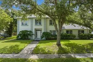 578 Lake Ashley Cir, West Melbourne, FL 32904 - Photo 2