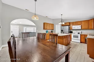 377 Emerson Dr NW, Palm Bay, FL 32907 - Photo 8