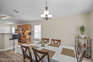3275 Burdock Ave, Melbourne, FL 32904 - Photo 6