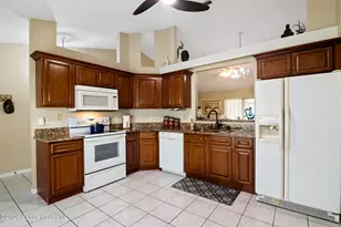 1081 Douglas St SE, Palm Bay, FL 32909 - Photo 10