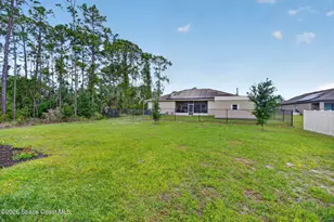 215 Friendly St, Palm Bay, FL 32908 - Photo 18