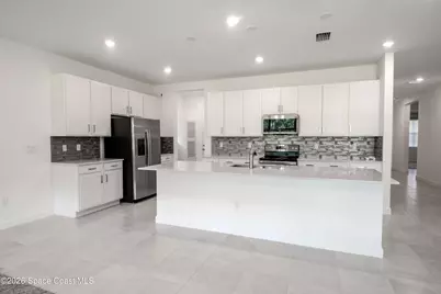 560 Veridian Circle NW, Palm Bay, FL 32907 - Photo 18