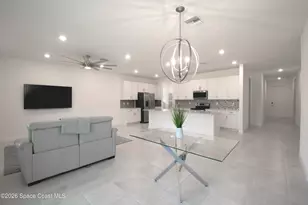 560 Veridian Cir NW, Palm Bay, FL 32907 - Photo 18