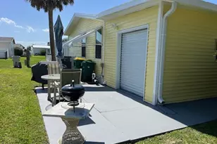 843 Sapodilla Dr, Barefoot Bay, FL 32976 - Photo 6