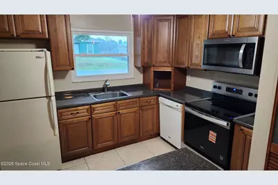 890 Serenade Street NW, Palm Bay, FL 32907 - Photo 4